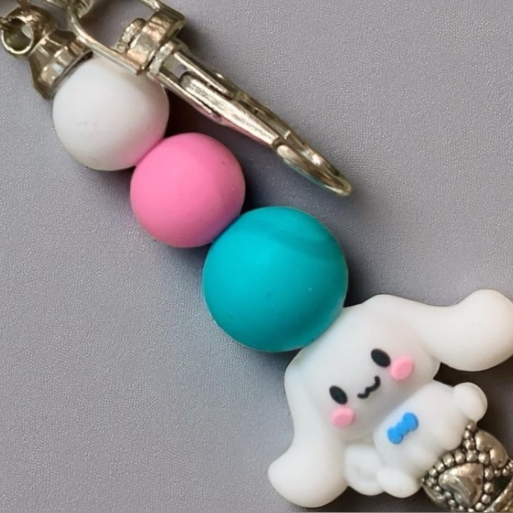Cinnamoroll Keychain, Bag, Backpack Colorful Beads hello Kitty family Sanrio - Picture 2 of 4
